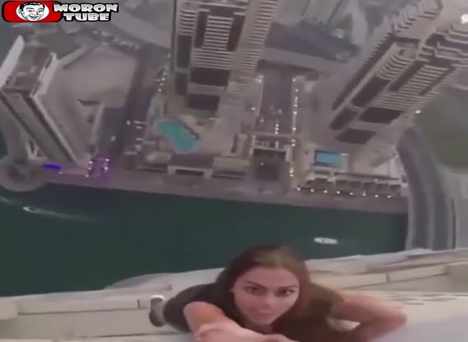 Video :She risks everything to gain fame
